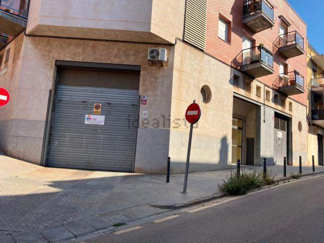 Local, Viladecans