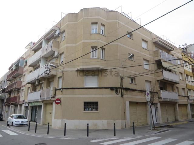 Local, Viladecans