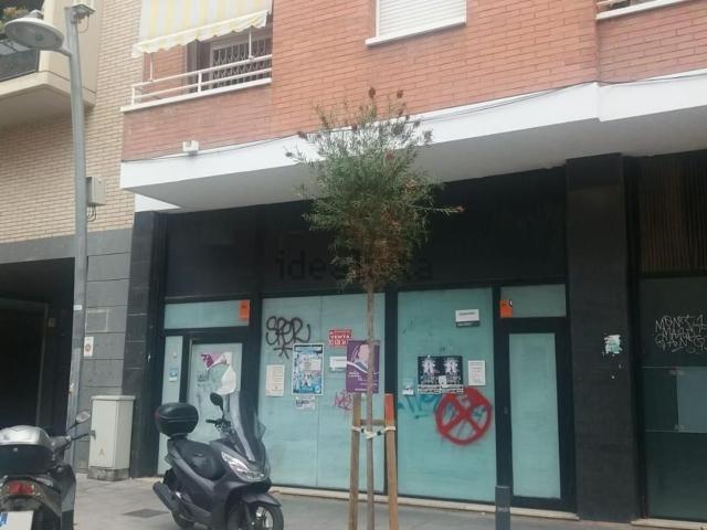 Local, Viladecans
