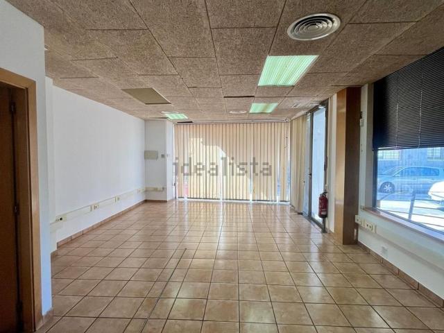 Local, Viladecans