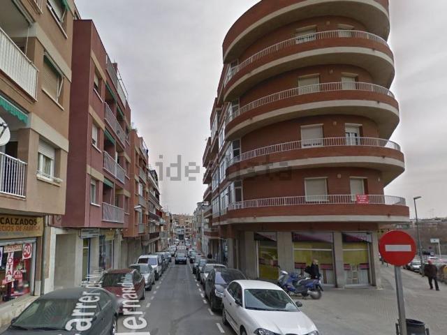 Local, Viladecans