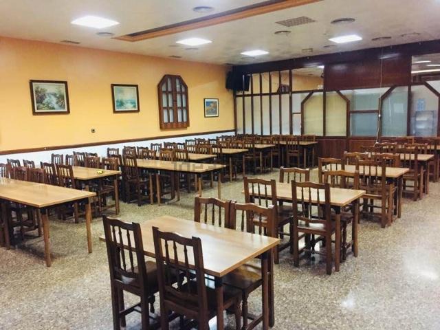 Local, Viladecans