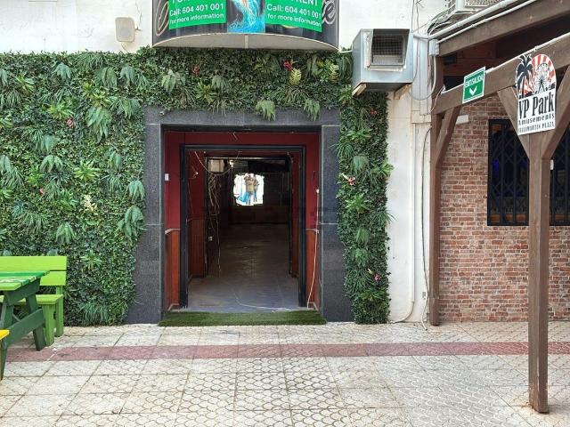Local, Villamartín, Orihuela
