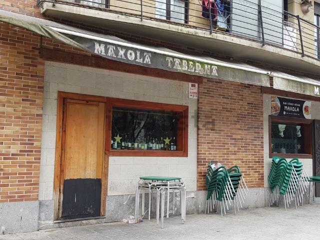 Local, Villabona