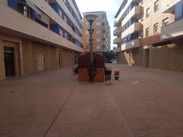Local, Villena