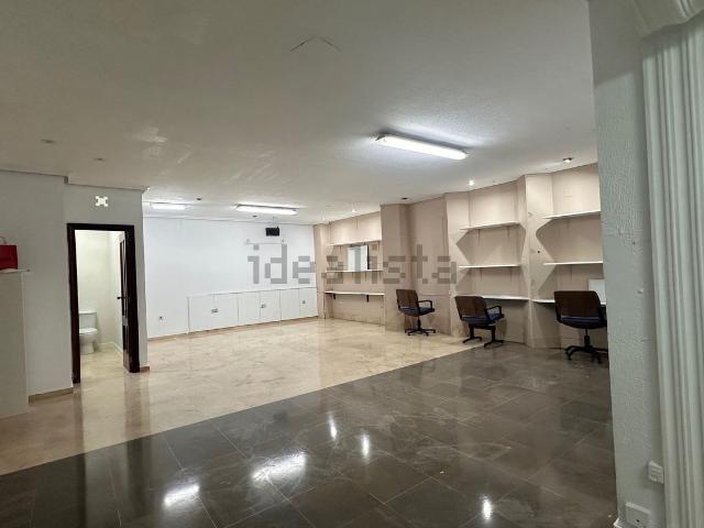 Local, Villena