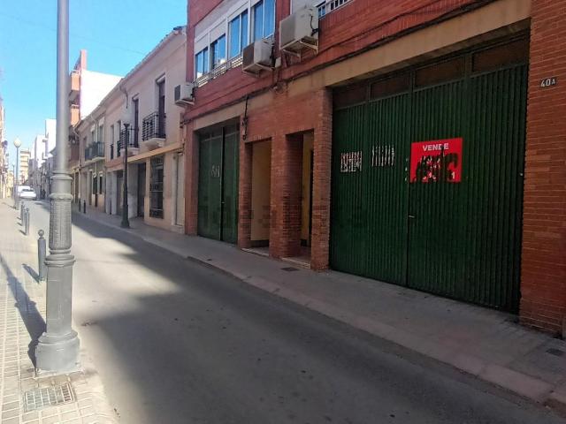 Local, Villena
