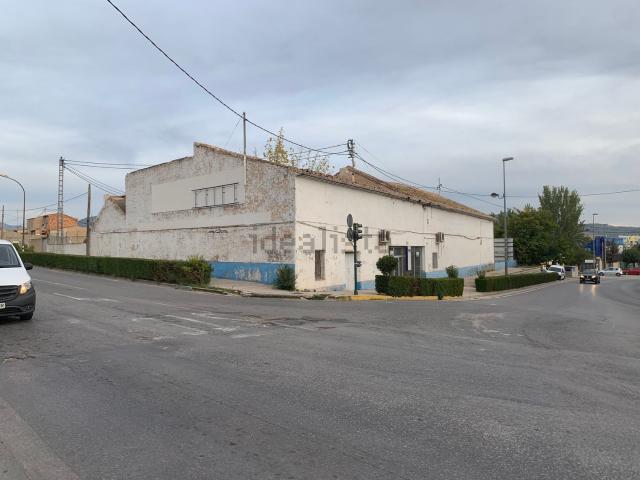 Local, Villena