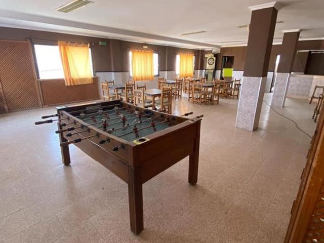 LOCAL Y BAR A UN PRECIO ÚNICO, UBICADO EN LA ZONA DE LA GOTERA