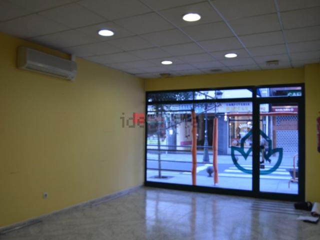 Local, A Estrada