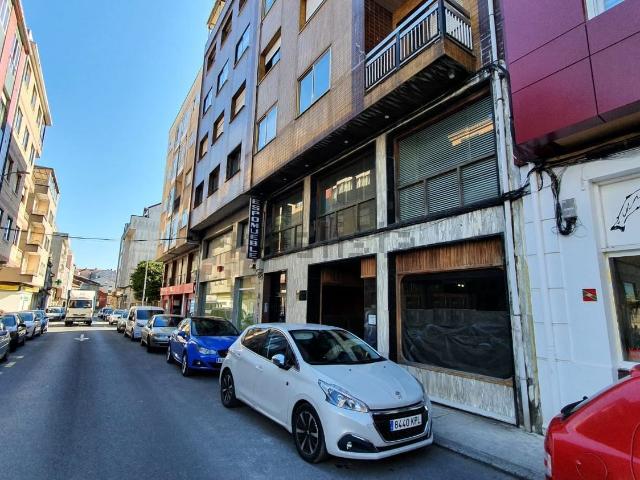 Local, A Estrada