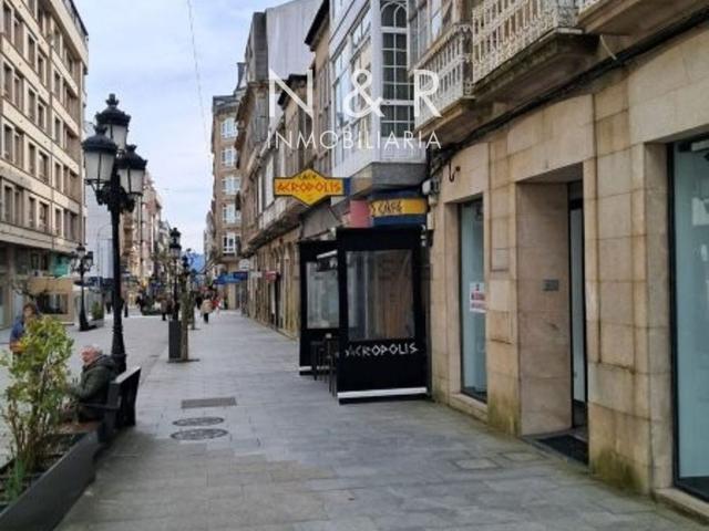 Local, A Estrada