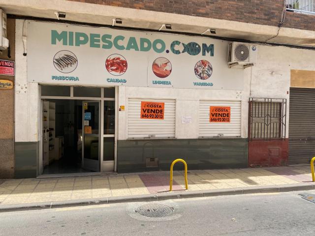 LOCAL A LA VENTA EN ALJUCER