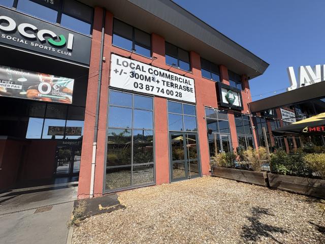 Local à louer 325 m2 Saint julen les Metz