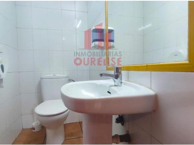 LOCAL ACONDICIONADO COMO CAFETERÍA EN LA ZONA DE CAMELIAS