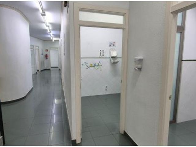 LOCAL ACONDICIONADO COMO CLINICA