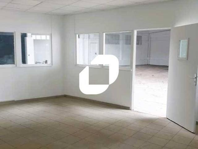 Local activite 400