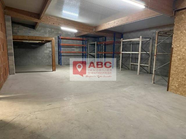 Local activite 210