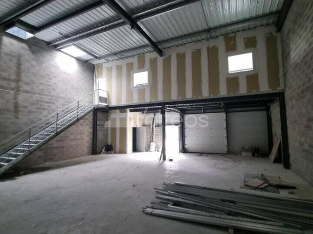 Local activite 212