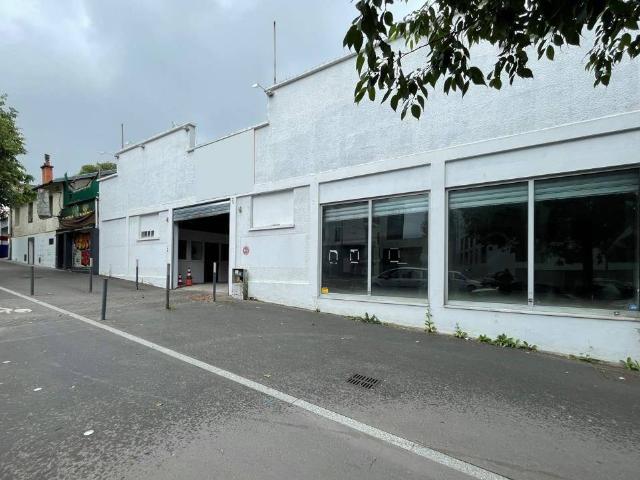 Local activite 370