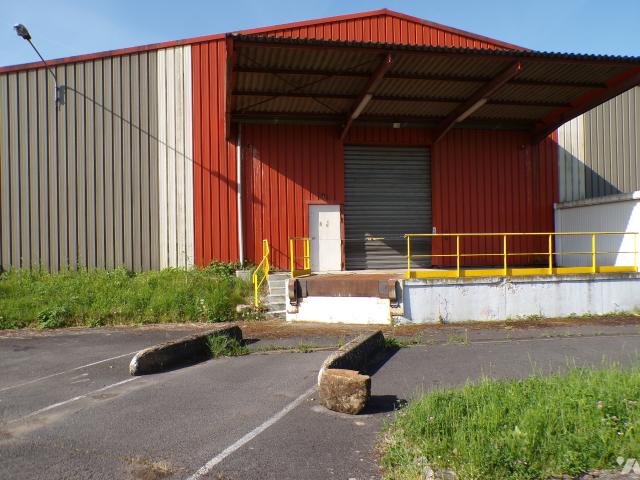 Local activités en vente à, 550000€