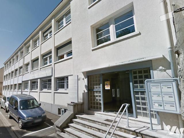 Local activités en vente à Châteaudun, Centre Val de Loire, 304500€
