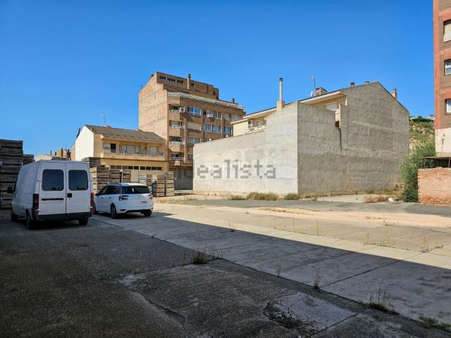 Local, Aitona