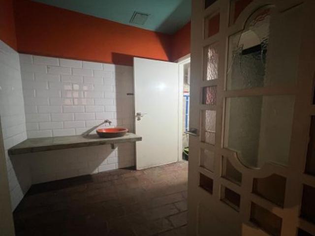 LOCAL AL CENTRE IDEAL PER A OCI