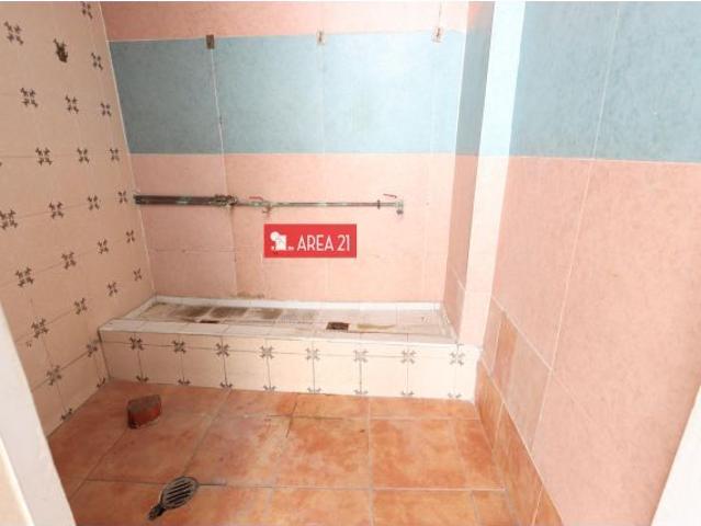 LOCAL ALMACEN EN VENTA EN LA POBLA DE VALLBONA ZONA POLIDEPORTIVO