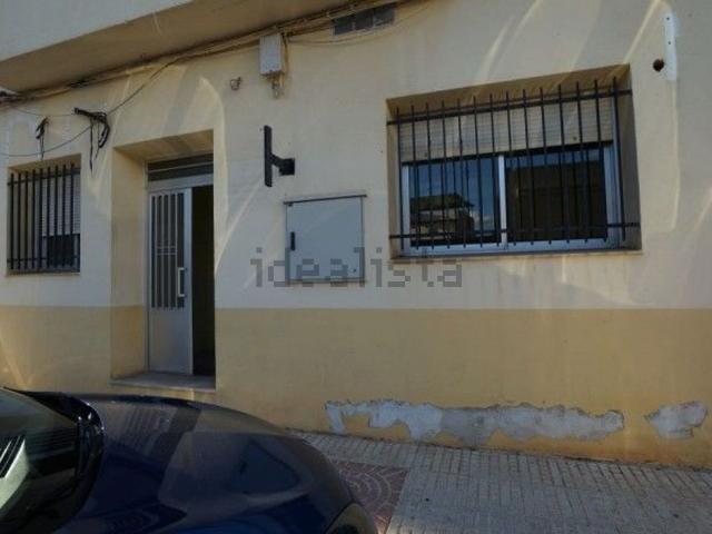 Local, Almadén
