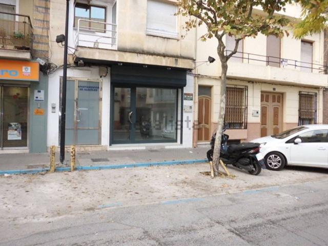 Local, Almansa