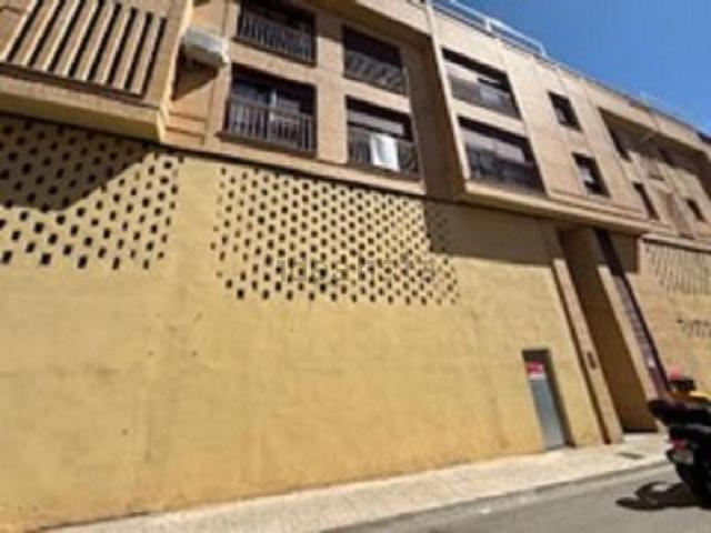 Local, Almansa
