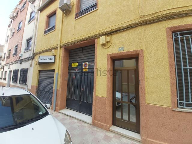 Local, Almansa