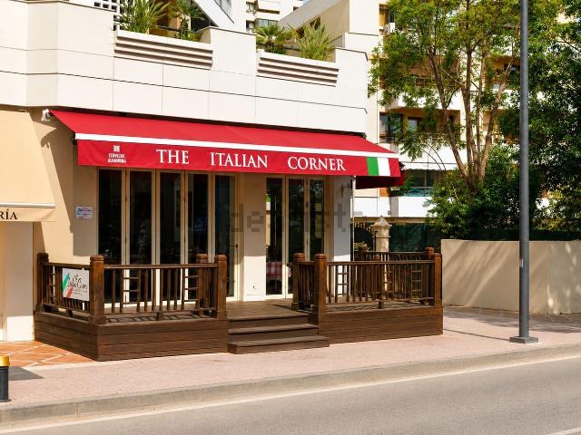 Local, Aloha, Marbella