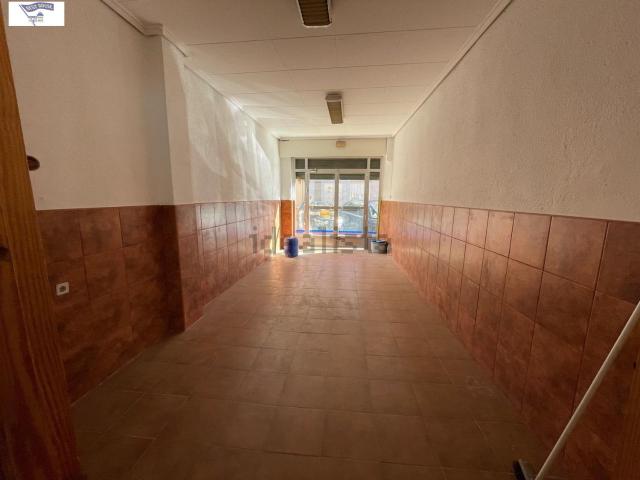 Local, Albacete