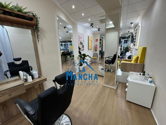 Local, Albacete