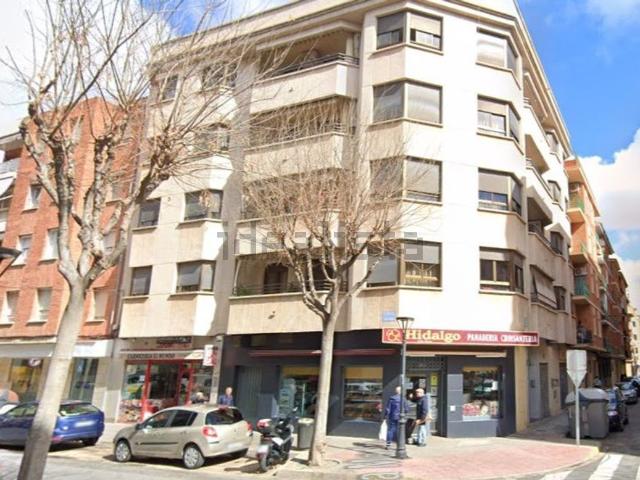 Local, Albacete
