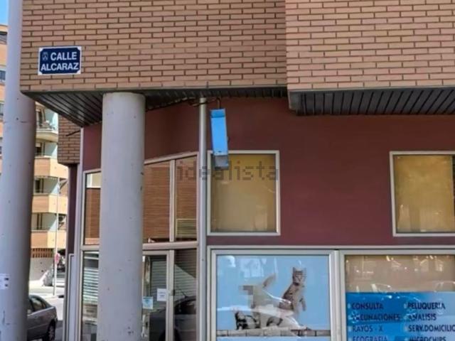 Local, Albacete