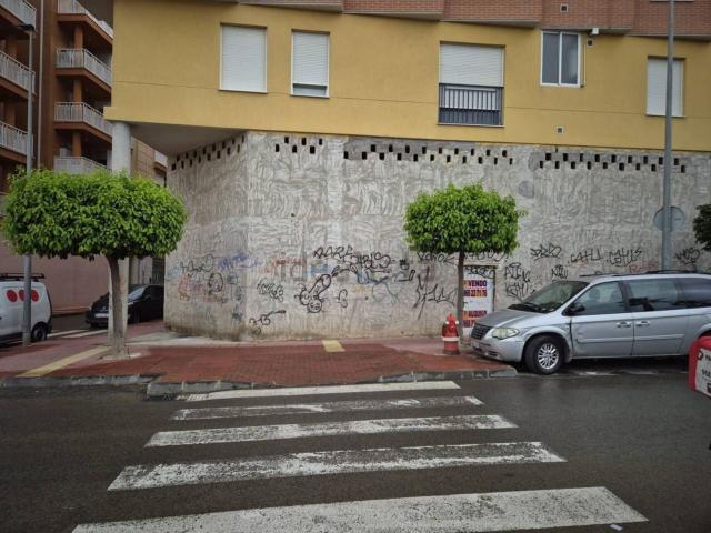 Local, Alcantarilla