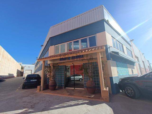 Local, Alcora