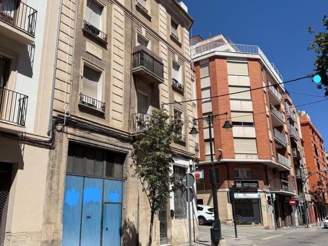 Local, Alcoy / Alcoi