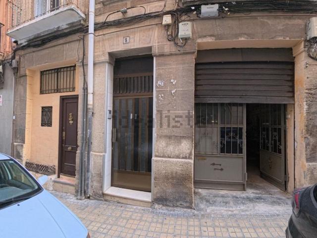 Local, Alcoy / Alcoi