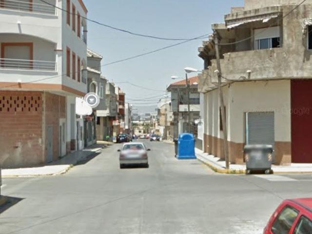 Local, Algorfa