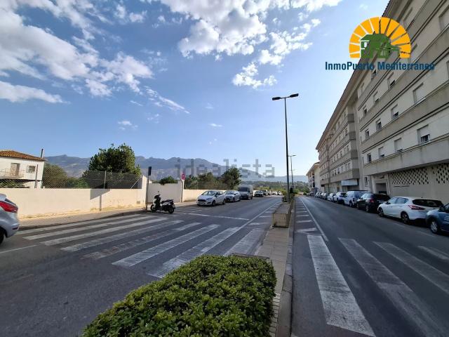 Local, Altea