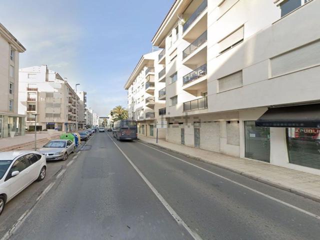 Local, Altea