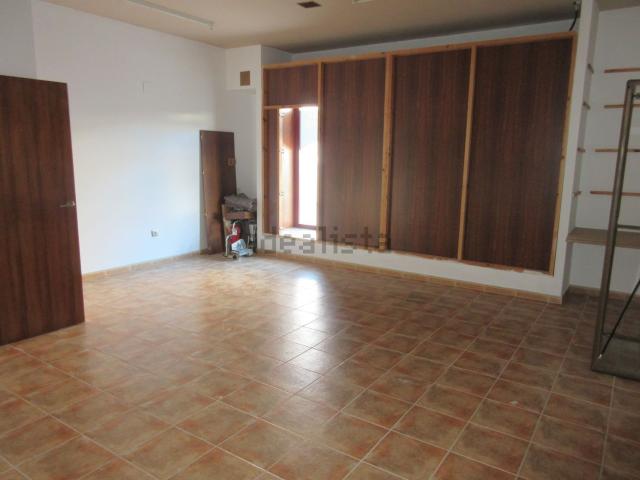 Local, Altea