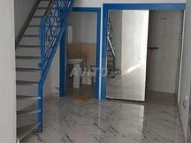 Local aménagé à côté de Zerktouni 130m2
