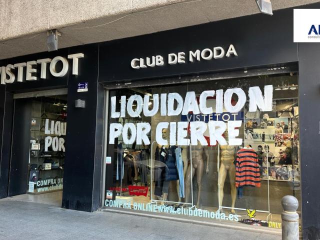 Local amplio en alquiler con sótano | Zona comercial activa Valencia