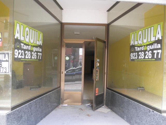 LOCAL AMPLIO EN LA ZONA DEL PASEO DE LA ESTACIÓN