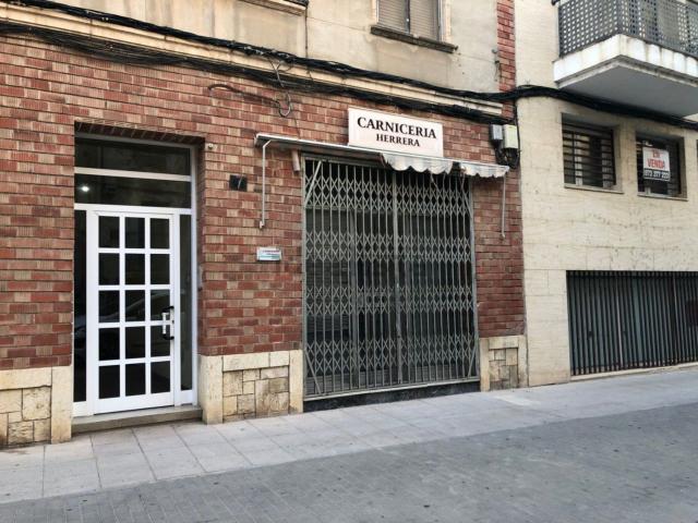 Local, Amposta